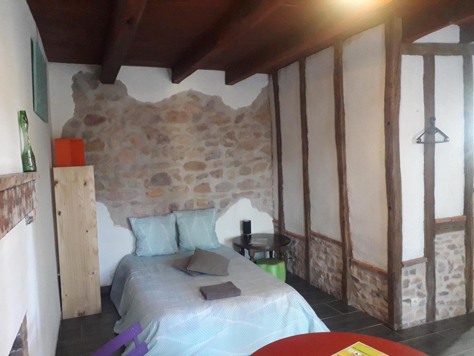 Vallon-en-Sully Chambre Double מראה חיצוני תמונה